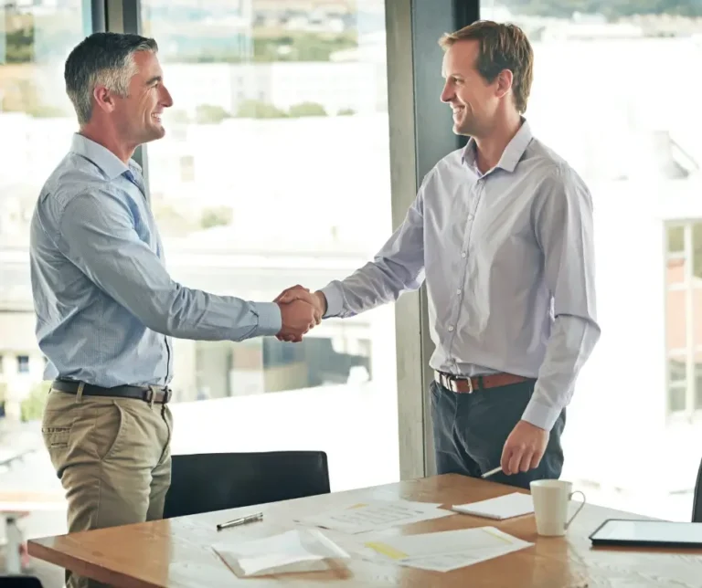 Onboarding rendszer kialakítása egy 40 fős vállalatnál – amikor a betanítás végre nem a vezető idejét égeti